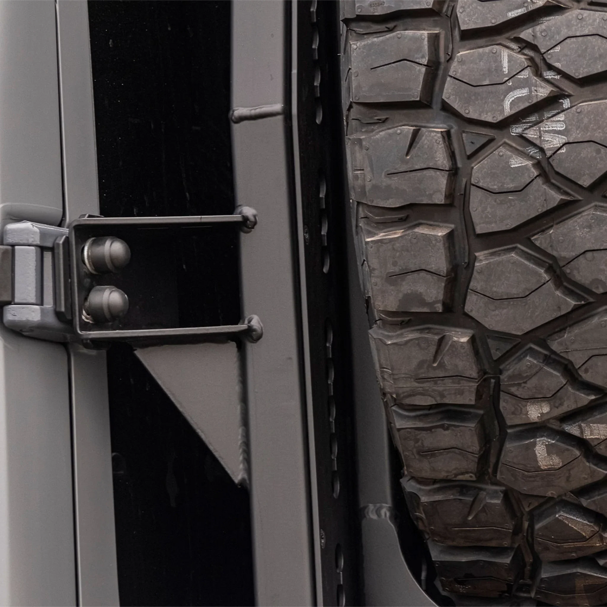 XBull modular rear door carrier system on a Mercedes-Benz Sprinter 907, view 7
